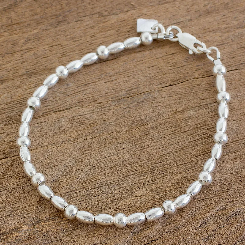 Premium Jewelry, Premium Discounts – Act Fast Gleaming Combination High-Polish Sterling Silver Beaded Bracelet from Guatemala Premium Jewelry, Premium Discounts – Act Fast Gleaming Combination High-Polish Sterling Silver Beaded Bracelet from Guatemala