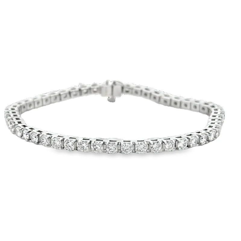 Luxury Jewelry Sale – Elegant Styles At Unbeatable Prices 5.0 CTW Diamond Tennis Bracelet in White Gold